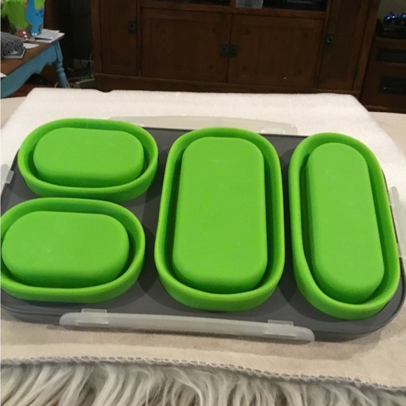 Silicone Covered interlocking tray with lid. - Picture 7 of 7